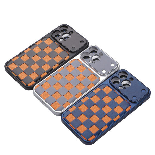 Checkerboard patterned textured PC case